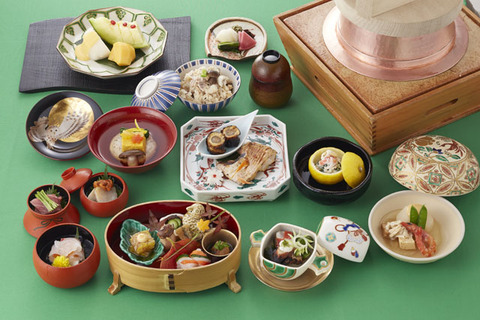 画像：35周年会席金扇