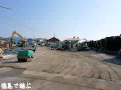 バルトロケ村 建設中