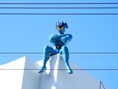 徳島県板野郡北島町 県道39号線 ビルの上 デビルマン 2019