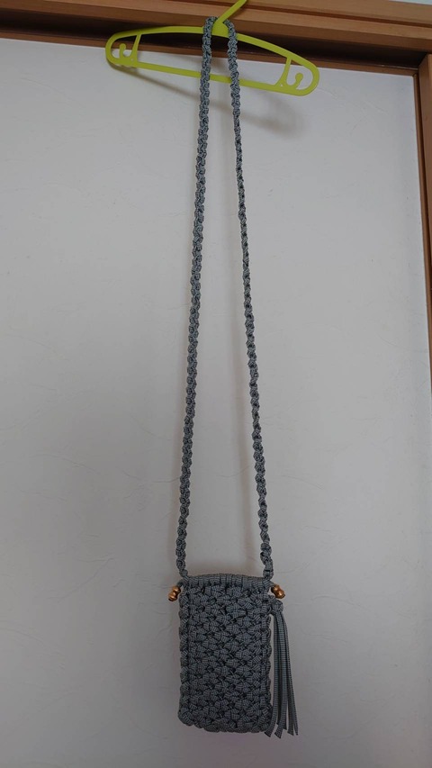 パラコードスマホ入れ (2)