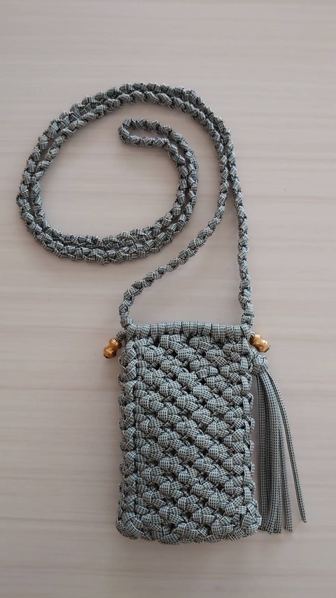 パラコードスマホ入れ (3)