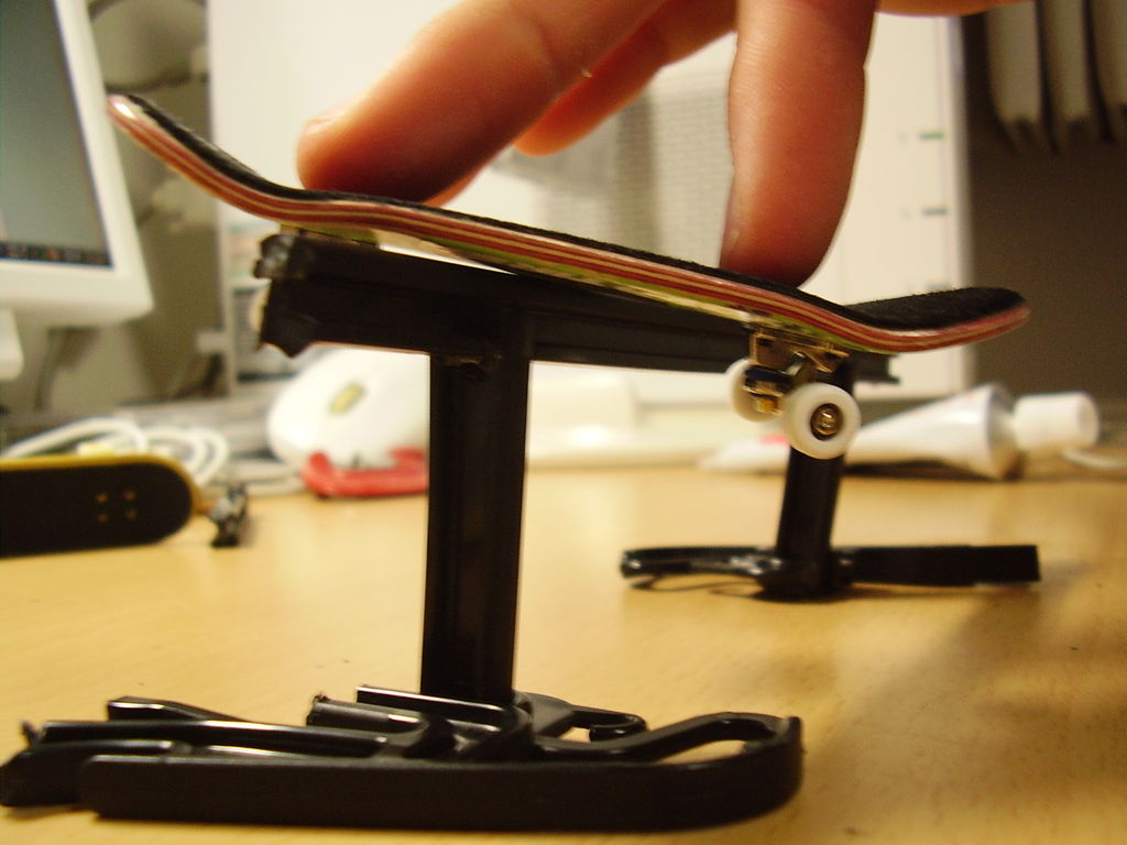 指スケ 自作レール完成w ﾟoﾟ W ｵｵｰ アルミ君のsk8ブログ