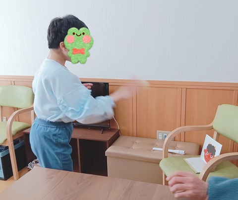 26-02-03-15-21-57-521_deco