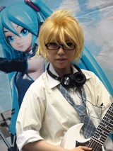 100918-TGS2010-cos-36