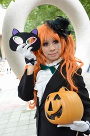 20111101-PF-COS-190
