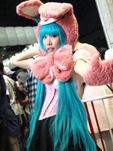 100918-TGS2010-cos-58