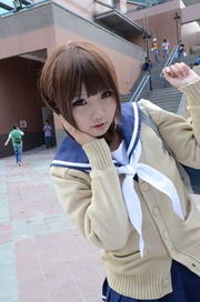 20111101-PF-COS-119