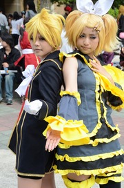 20111101-PF-COS-152