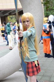 20111101-PF-COS-194