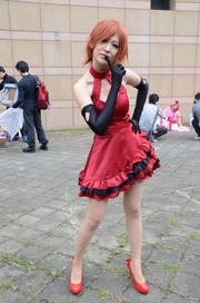 20111101-PF-COS-196