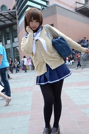 20111101-PF-COS-113