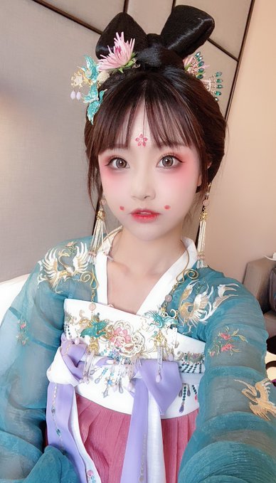 こういう中国の民族衣装とメイク めっちゃすこ アサガヲblog