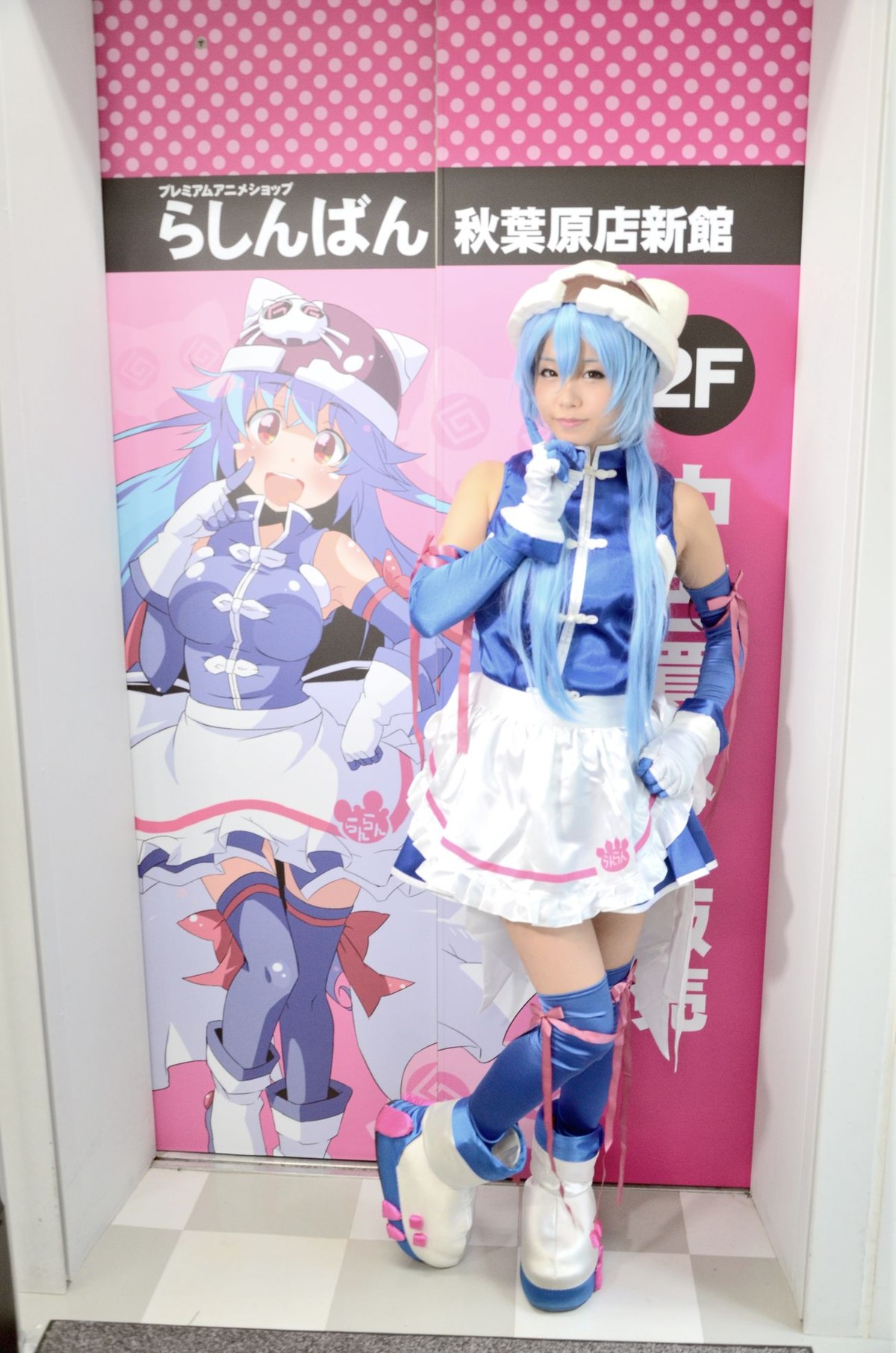 くろねこ らしんばん 秋葉原店新館 人気レイヤー くろねこ 1日店長イベントレポート 天使 アサガヲblog