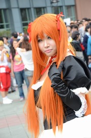 20111101-PF-COS-125