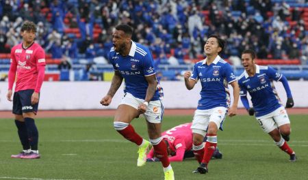 24分で1ゴール1アシスト横浜ｆｍ アンデルソン ロペスの存在感 なまら速いスポーツ速報