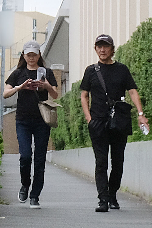 騒ぎ立てるほどではない 篠原涼子 別居で囁かれる不仲説は本当なのか おちょやん 撮影スタッフの証言 なまら速いスポーツ速報 騒ぎ立てるほどではない 篠原涼子 別居で囁かれる不仲説は本当なのか おちょやん 撮影スタッフの証言 なまら速いスポーツ速報