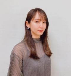 えっ 吉岡里帆 美バストライン披露もバスト小さくなった 今はcカップ程度 と推測 なまら速いスポーツ速報