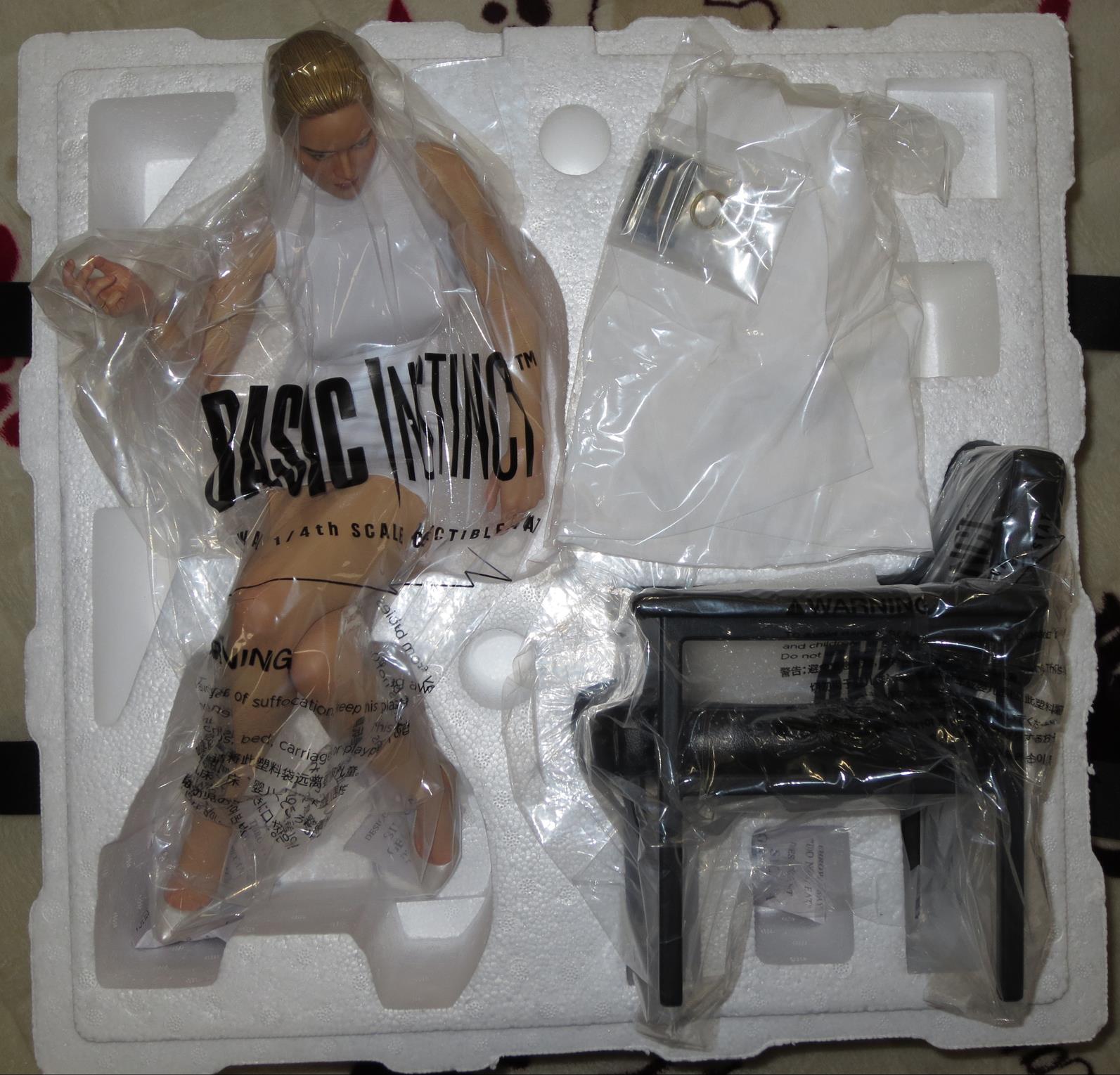 BASIC INSTINCT 氷の微笑 : オトナのオモチャ