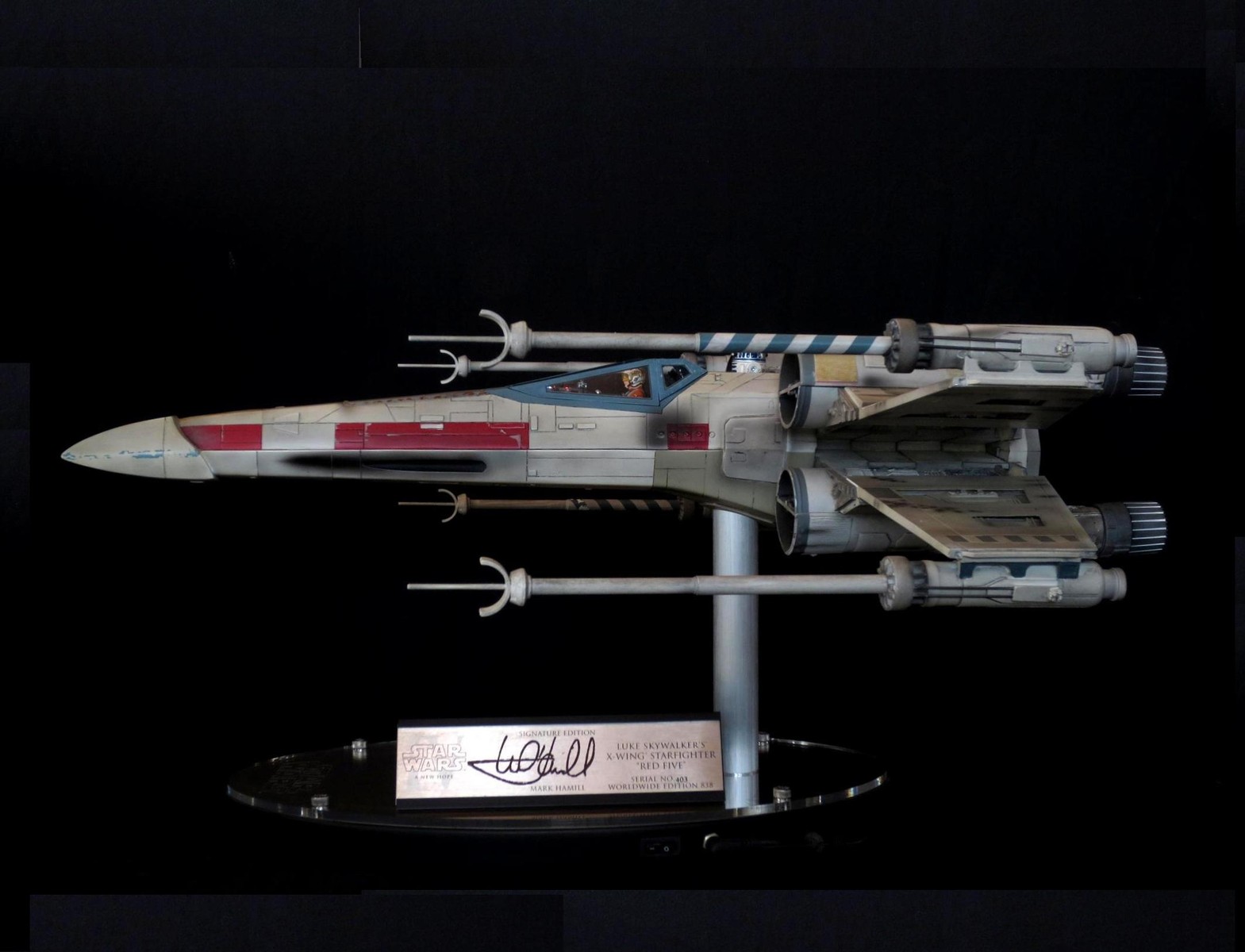 eFx Luke SKYWALKWE'S X-WING STARFIGHTER RED FIVE : オトナの eFx Luke SKYWALKWE'S X-WING STARFIGHTER RED FIVE : オトナの