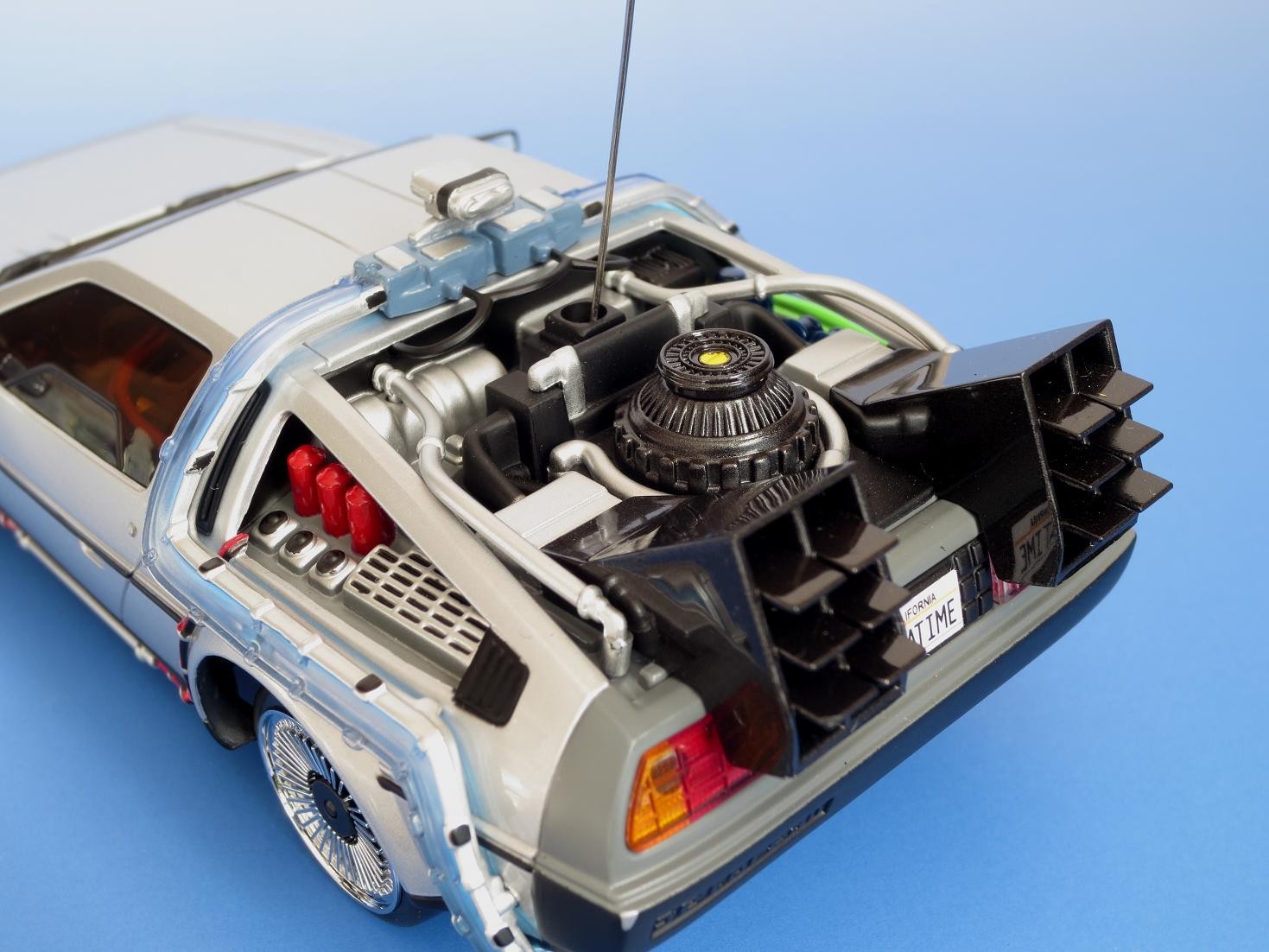 ミニッツ デロリアン : オトナのオモチャ