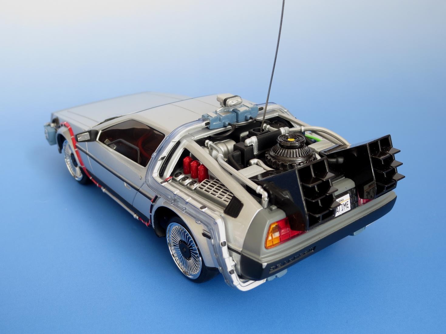 ミニッツ デロリアン : オトナのオモチャ