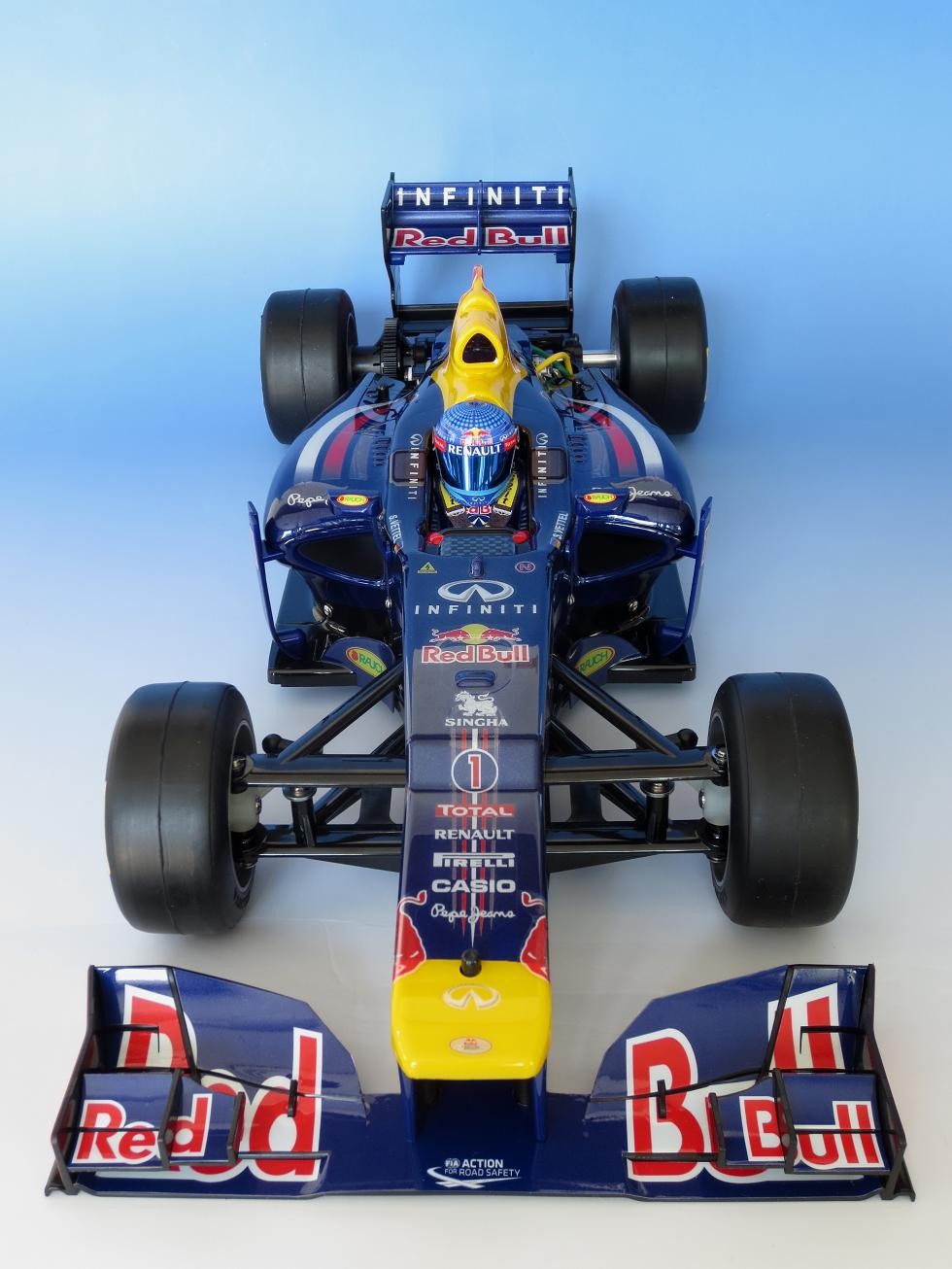 2013 F1 INFINITY REDBULL RB9 #1 S.Vettel : オトナのオモチャ