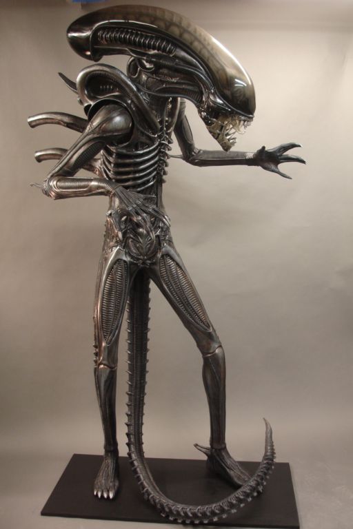 等身大エイリアンフィギュア 約85cm The 8th Passenger