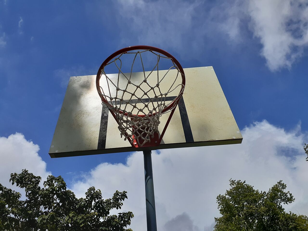 バスケットゴール 市民でつくろう 朝霞基地跡地公園