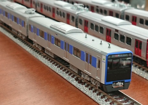 ポポンデッタ 都営三田線 6500形 ポポンデッタ】Nゲージモデル 都営6500形三田線の塗装サンプル