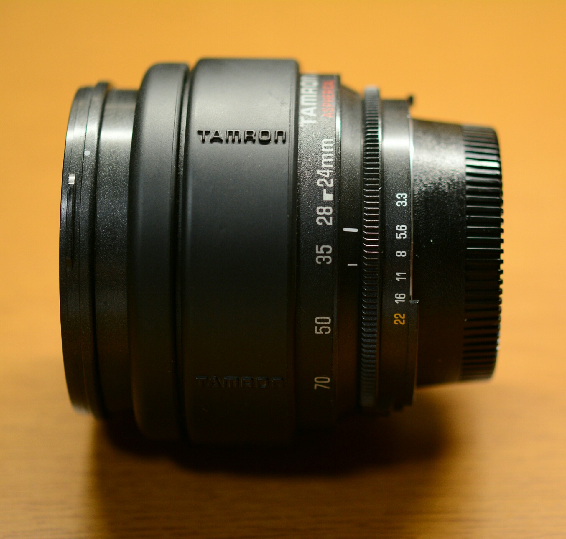 TAMRON AF 24-70mm AFマウント TAMRON AF 24-70mm F/3.3-5.6 Aspherical (73D) : 浪人かめら