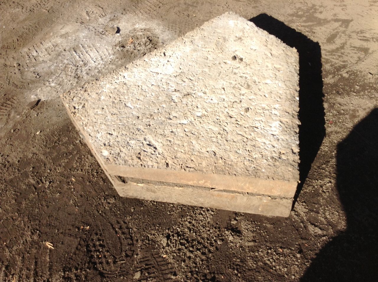 新ホームベース設置 県立麻溝台高校野球部 新ホームベース設置 県立麻溝台高校野球部