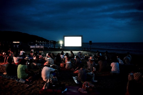 6523A884-3F55-4897-8BC5-439D7BEAFE03