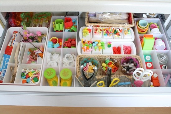 お弁当箱 グッズの収納見直し Asamiのお弁当 簡単かわいいキャラ弁の作り方