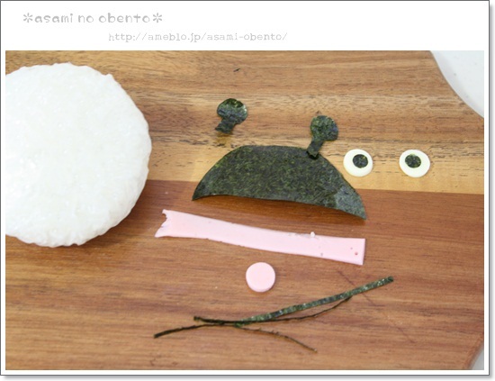 asamiのお弁当。簡単かわいいキャラ弁の作り方