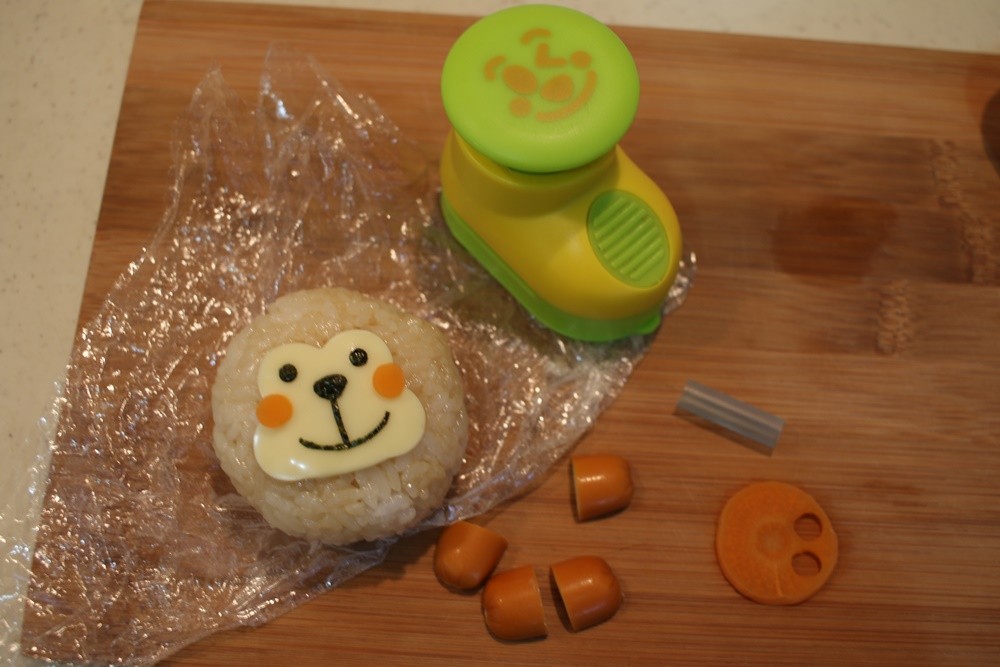 来年の干支 サルのキャラおにぎり Asamiのお弁当 簡単かわいいキャラ弁の作り方 来年の干支 サルのキャラおにぎり Asamiのお弁当 簡単かわいいキャラ弁の作り方
