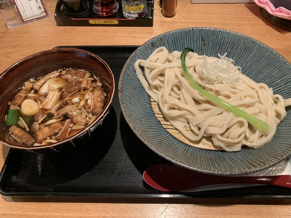 炙り黒豚肉汁うどん　まるう (4)