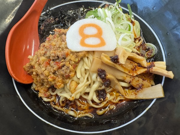 ８番らーめん (7)