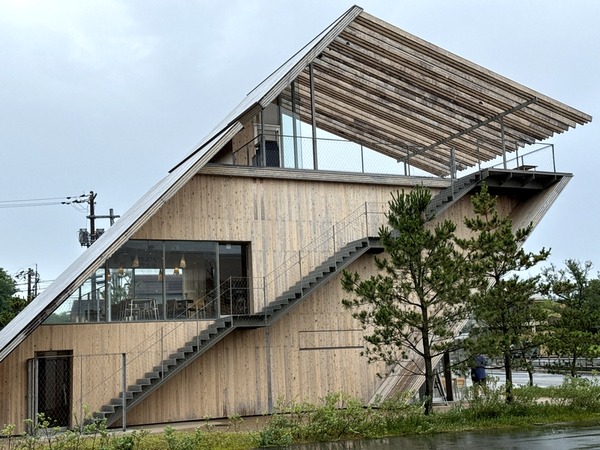 タカハマカフェ