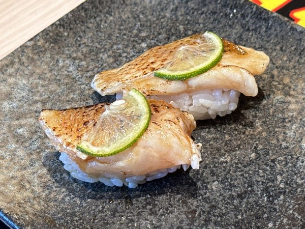 海天すし粟津 (19)