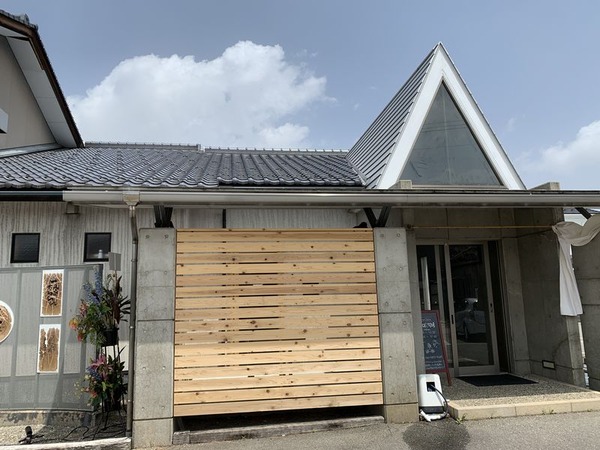 韓心 ハンマウム