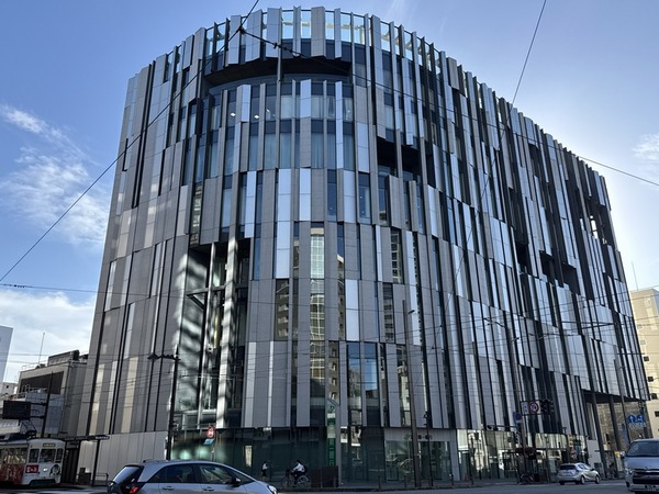 富山市ガラス美術館 (28)