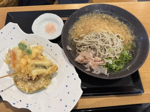すずや (9)