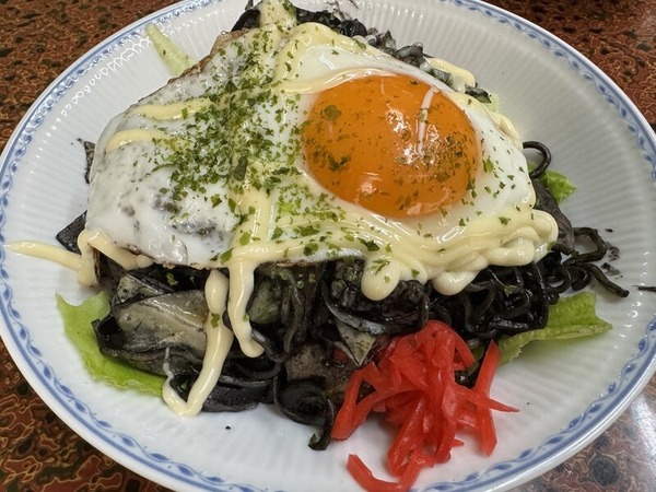 ブラック焼きそば