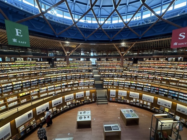 石川県立図書館 (14)