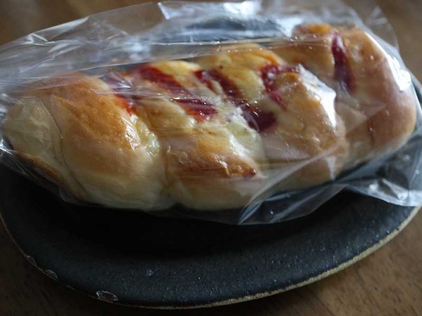 カワギシベーカリー (2)