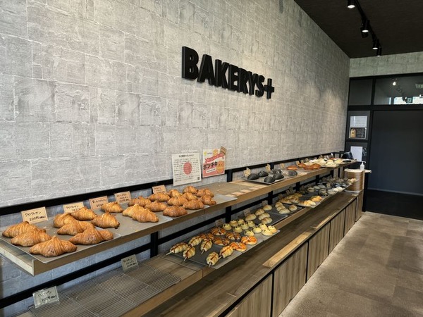 BAKERYS+ 敦賀駅前店 (2)