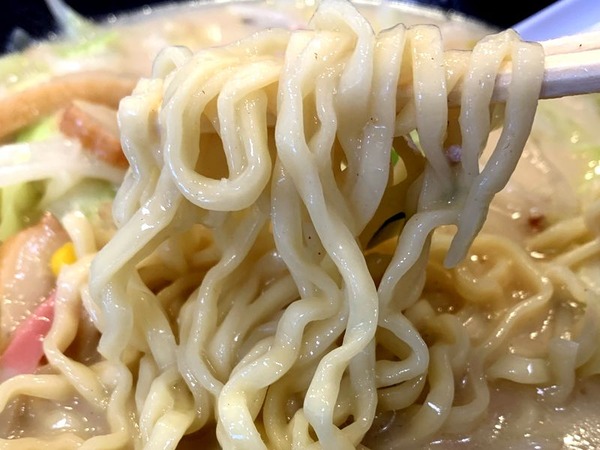 8番らーめん (5)