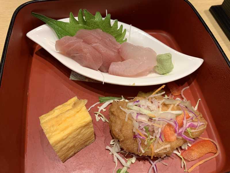 だんだん変貌を遂げていく福岡空港 海幸 空港店 気軽に入れる居酒屋で小松に戻る前に軽く一杯 あさぴーのおいしい独り言 だんだん変貌を遂げていく福岡空港 海幸 空港店 気軽に入れる居酒屋で小松に戻る前に軽く一杯 あさぴーのおいしい独り言