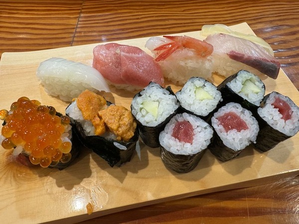 よし鮨 (9)