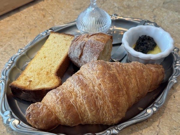 TOOTH TOOTH BISTRO & CAFE (11)